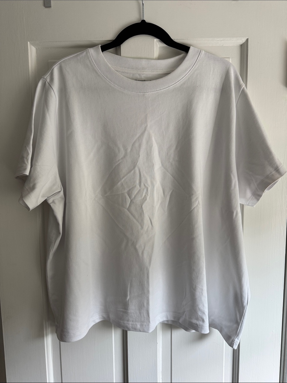 Abercrombie & Fitch | Women's White Short Sleeve Crew Neck Tee